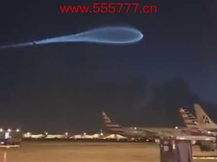 洛杉矶上空现“UFO” 美军证实为导弹试射