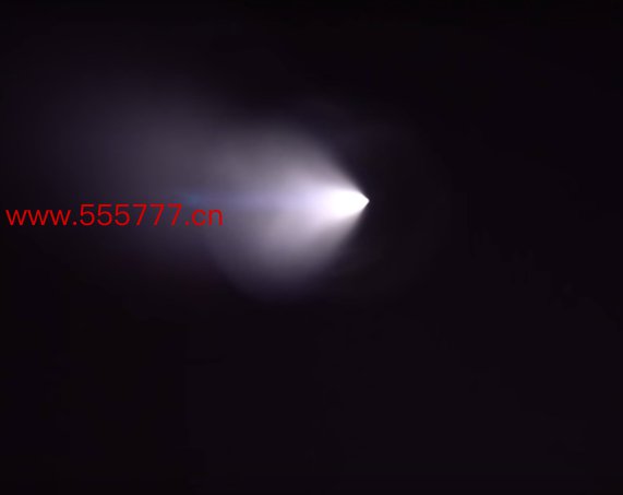 洛杉矶上空现“UFO” 美军证实为导弹试射